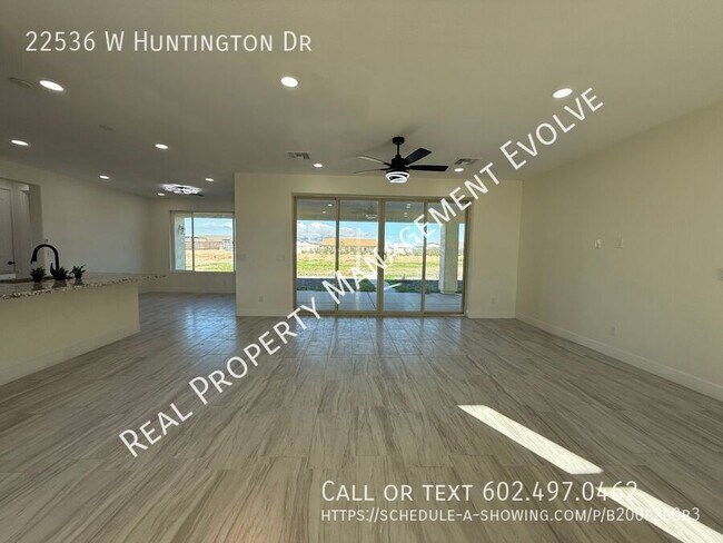 Foto del edificio - 22536 W Huntington Dr
