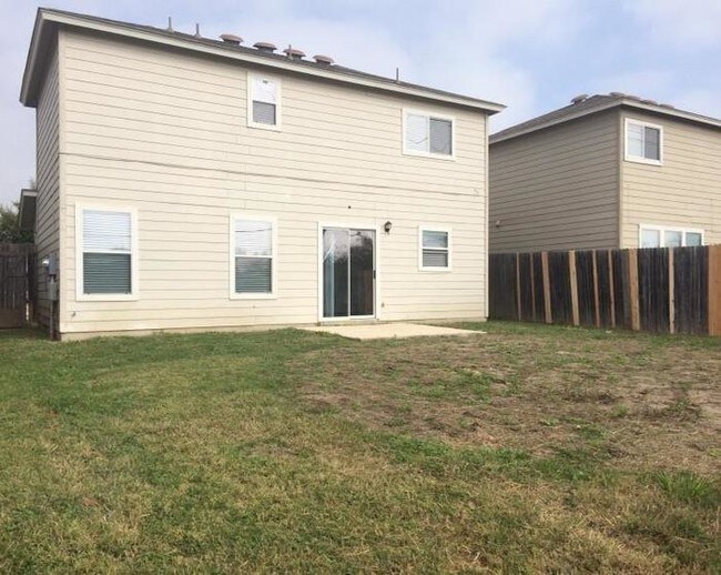 MOVE IN SPECIAL ONE MONTH FREE RENT! House for Rent in San Antonio