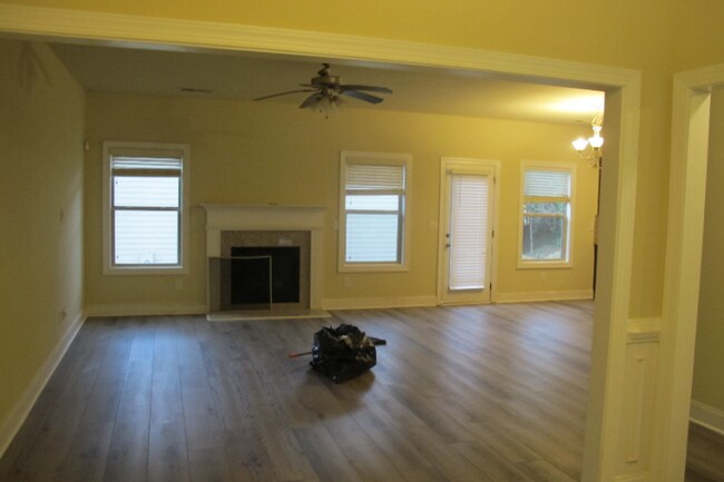 Foto del edificio - 2145 Harvest Ridge Cir NE