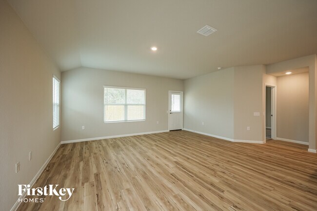 Foto del edificio - 4519 Meadowland Pl