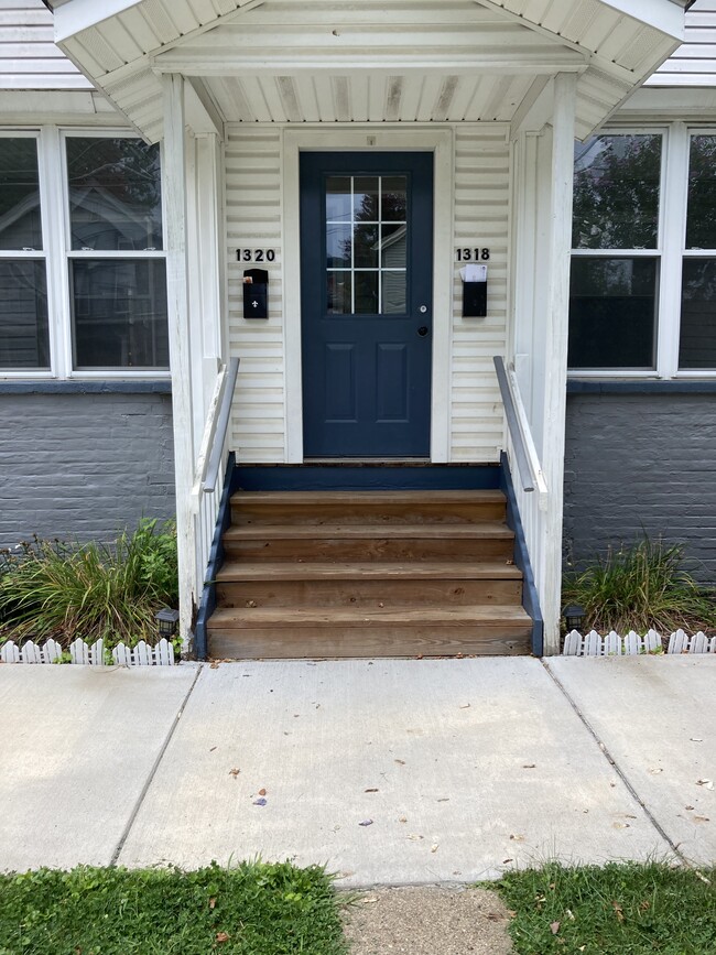 Building Photo - 1320 Otter St