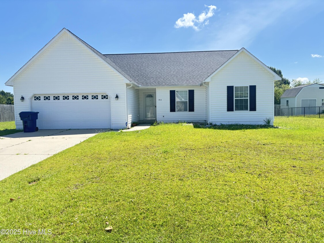Primary Photo - 912 Gum Branch Ct