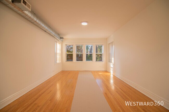 Foto del edificio - 4103 W Nelson-1