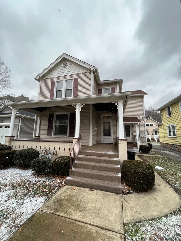 Foto principal - 314 5th St