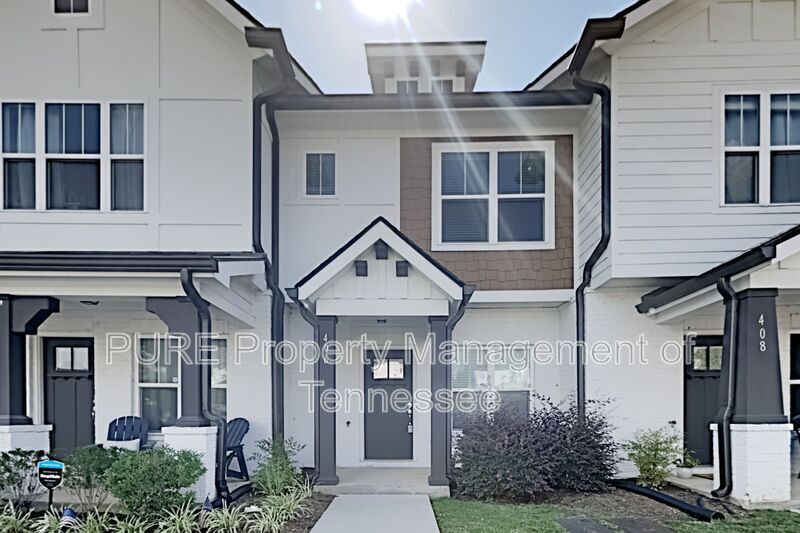 Primary Photo - 406 W Mill Dr