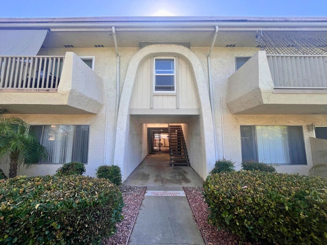 Primary Photo - Cozy 2-Bedroom Condo in La Verne