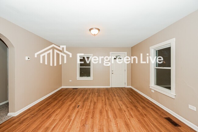 Foto del edificio - 3227 Struble Rd