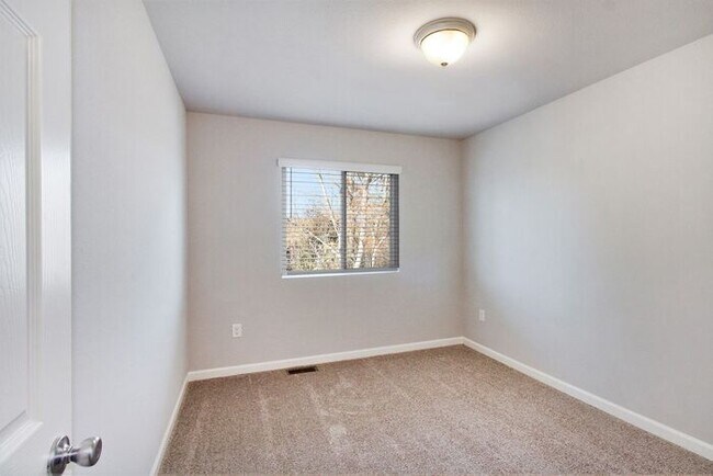 Foto del edificio - 2212 Macatawa Ln