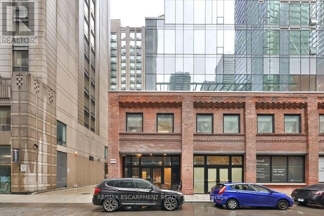 Building Photo - 15-315 Mercer St