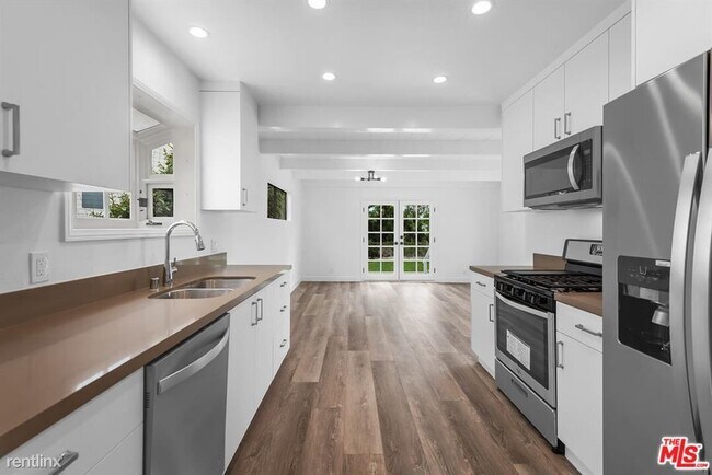 Foto del edificio - 3 br, 2 bath House - 2702 Cardiff Ave