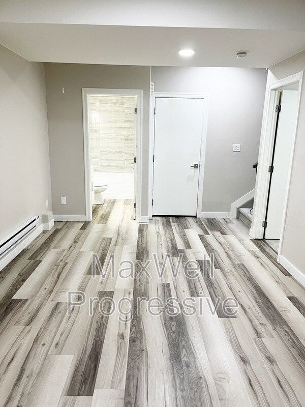 Photo du bâtiment - 7706 Koruluk Ln SW