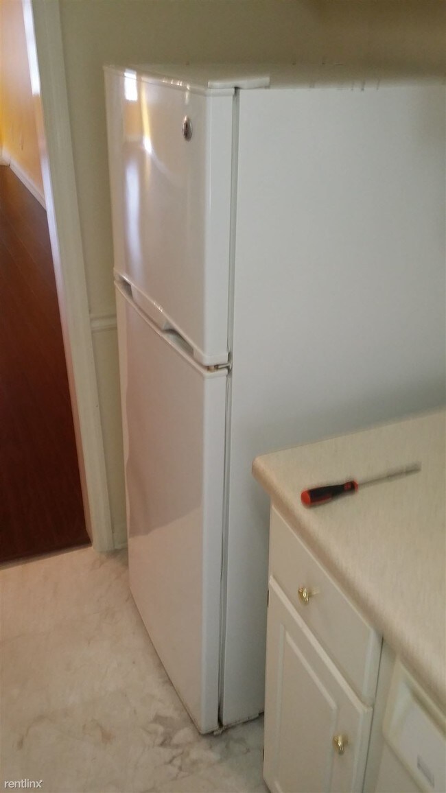 Foto del edificio - 218 Long Meadow Ln