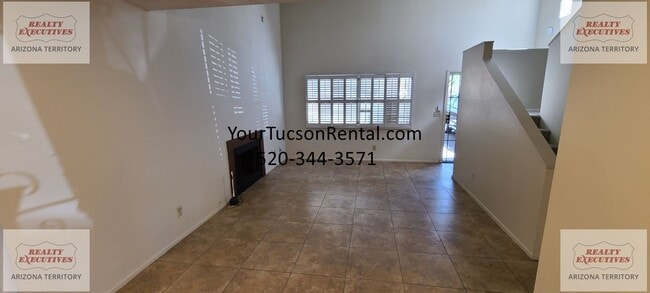 Building Photo - 1st Ave & Limberlost Dr - 2 Beds/ 1.5 Bath...