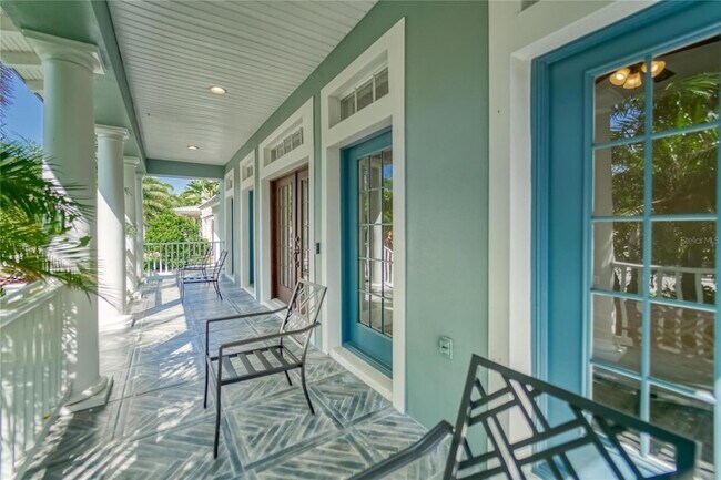 Foto del edificio - 5225 Brighton Shore Dr