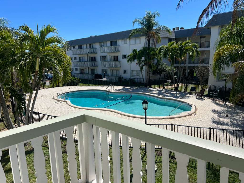 Photo - 15225 NE 6th Ave (Miami, FL)