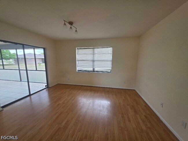 Building Photo - 202 Eaglesmere Dr