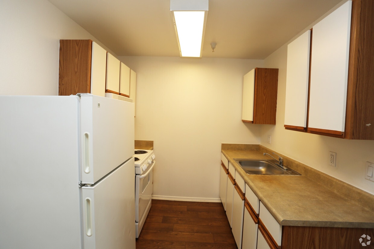 Castaic Lake Senior Apartments Apartments in Castaic, CA Westside Rentals