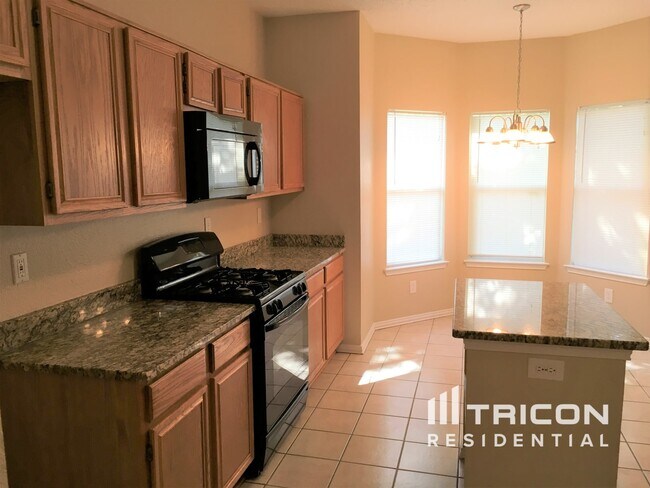 Foto del edificio - 5717 Indian Hill Dr