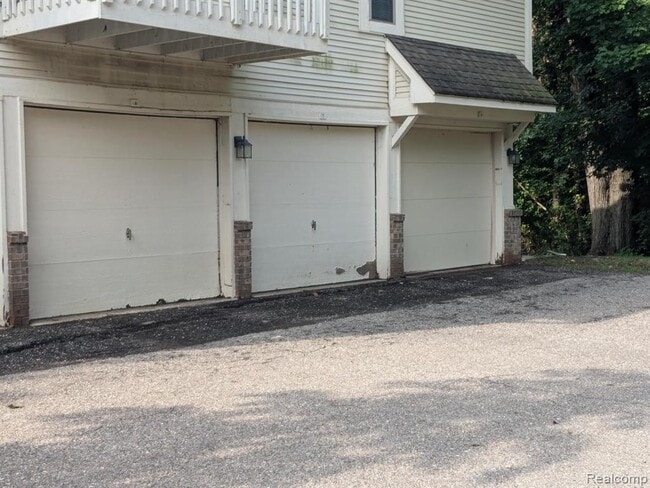 Foto del edificio - 205 Maplewood Ct