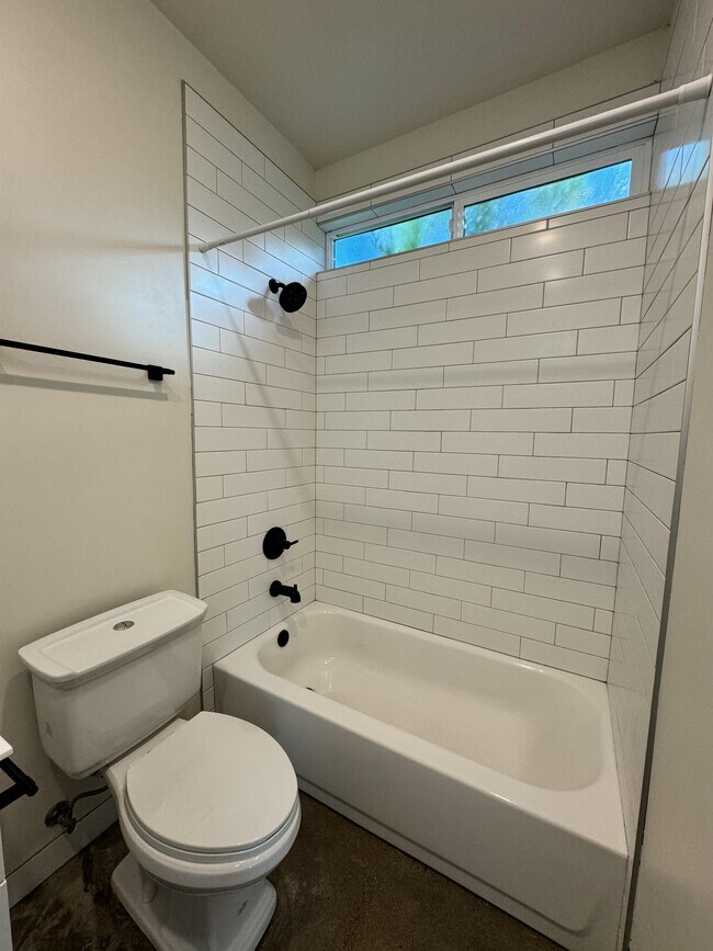 Photo - 1022 E Fillmore St House