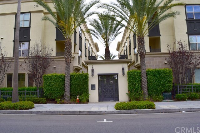 Building Photo - 510 S Anaheim Blvd