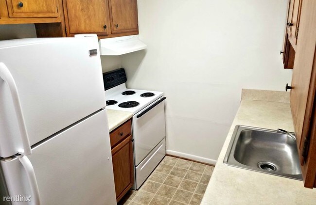 Foto del edificio - 4707 Killam Ave