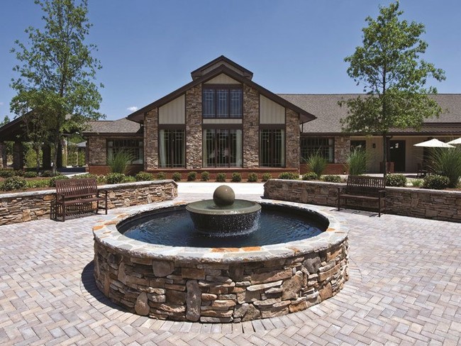 Building Photo - Kings Reserve Suwanee