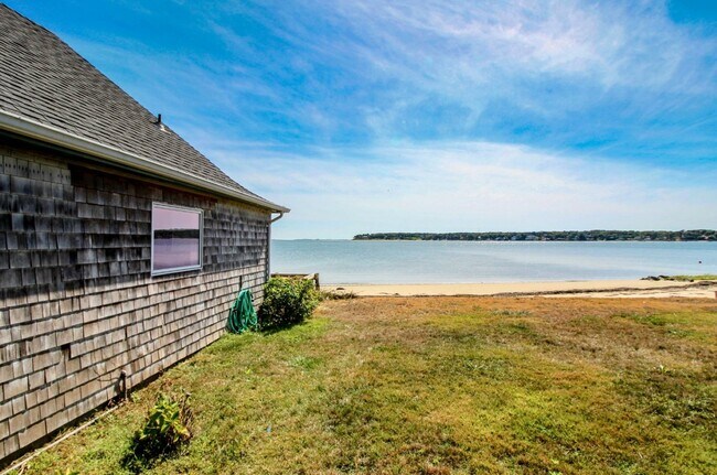 Foto del edificio - 314 E Montauk Hwy
