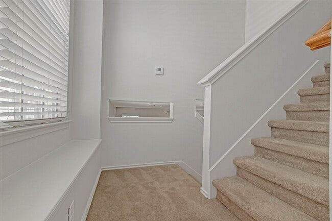 Building Photo - 218 Blushwood Pl