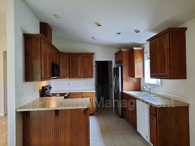Foto del edificio - 322 27th St NW