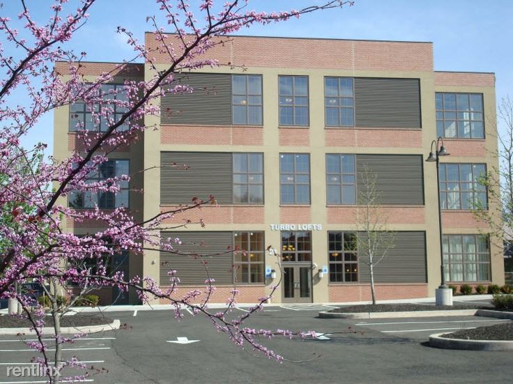 Primary Photo - 21 S VALLEY FORGE Rd