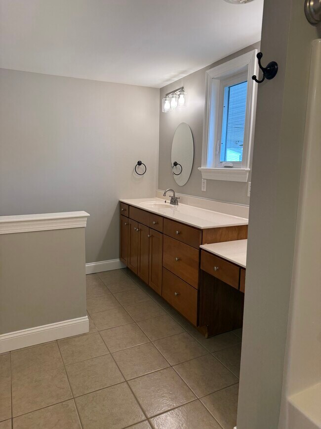 Foto del edificio - 1720 Grace Ave