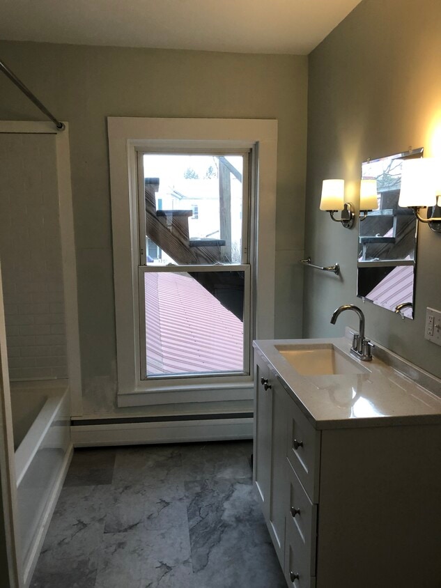 Foto del edificio - 995 Western Ave