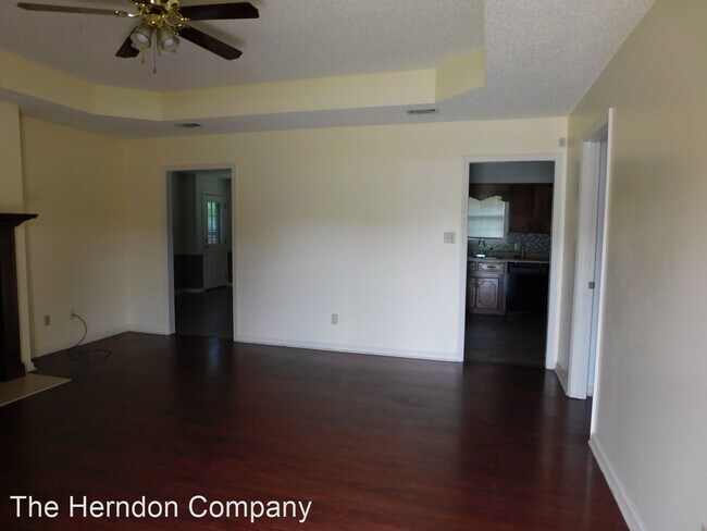 Foto del edificio - 3 br, 2 bath House - 4318 Hampton Drive