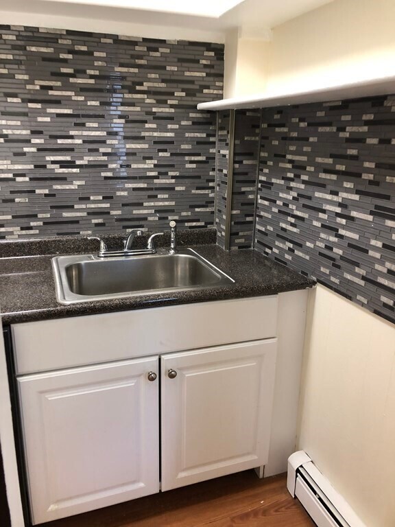 Foto del edificio - 212 Lexington St