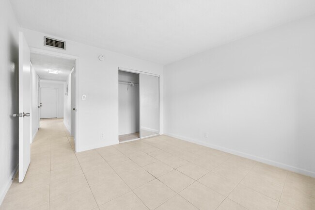 Foto del edificio - 4165 SW 67th Ave