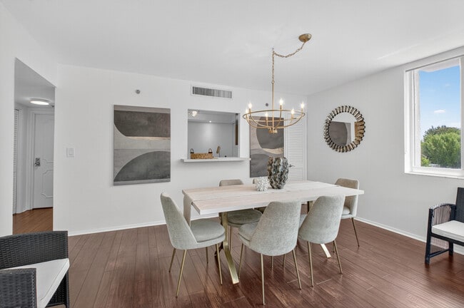 Building Photo - 4750 S Ocean Blvd