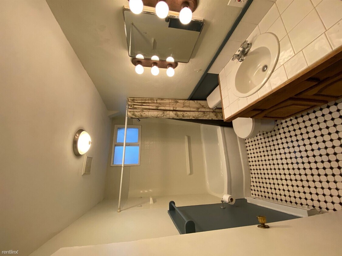 2 br, 1 bath - 501 N 27th St - 2 br, 1 bath  - 501 N 27th St