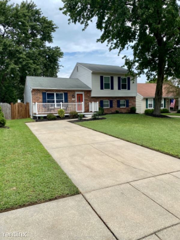 Building Photo - 3 br, 2.5 bath House - 2956 Rose Crown Cir