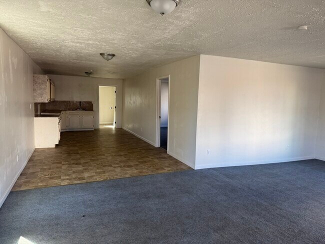 Foto del edificio - 724 Searcy Ave