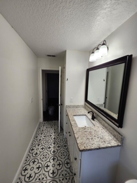 Foto del edificio - 13963 Econ Woods Ln