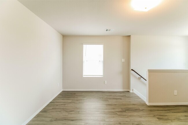 Building Photo - 14104 Lahontan Dr