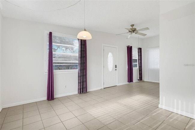 Building Photo - 107 Garrison Dr