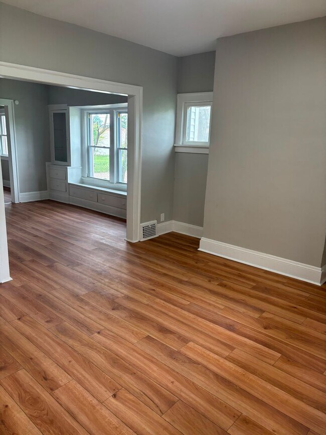 Foto del edificio - 3514 E 118th St