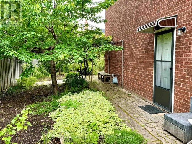 Building Photo - 3 Richbell St