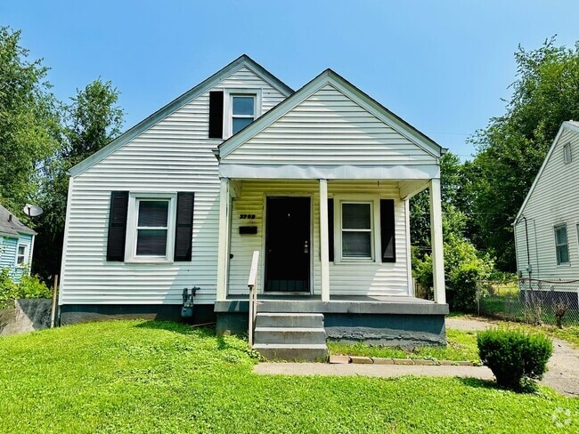 Building Photo - 2703 Narragansett Dr
