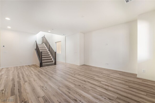 Foto del edificio - 8917 W Pebble Rd