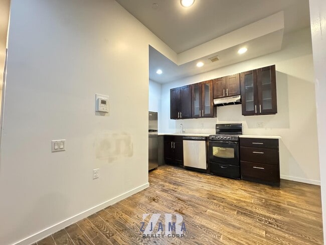 Building Photo - 950 Nostrand Ave
