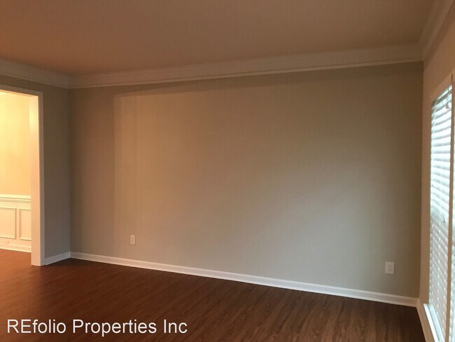 Building Photo - 6 br, 3.5 bath House - 70 Winding Pine Trail