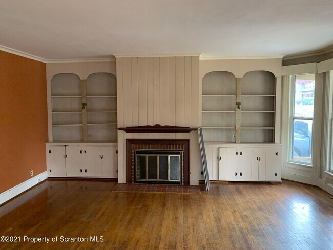 Building Photo - 1615 Monsey Ave